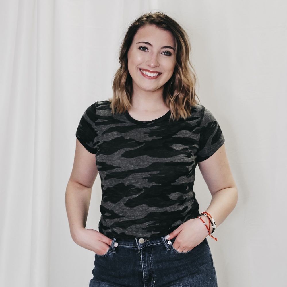 CAMO TEE NWT